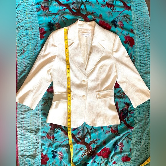 White House Black Market Cream Jacquard Pearl Button Jacket - Picture 9 of 12